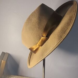 Theory | Accessories | New Theory Gigi Burris Millinery Navy  display picture 2